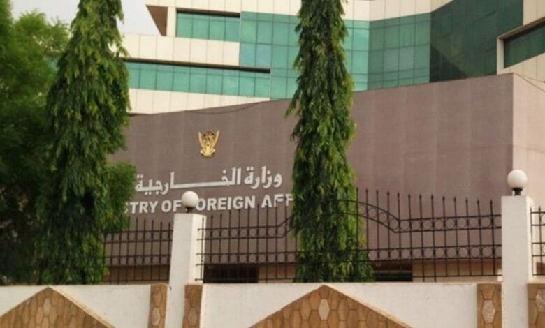 الخرطوم تضع خطوطاً حمراء أمام مقترحات السلام.. السيادة الوطنية أولاً