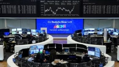 مخطط بياني يوضح ارتفاع أسعار الأسهم في البورصات الأوروبية.