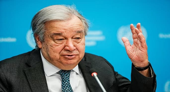 صورة تعبيرية عن احتجاجات أو تضامن مع فلسطين، أو رسم بياني يوضح تزايد عنف المستوطنين.