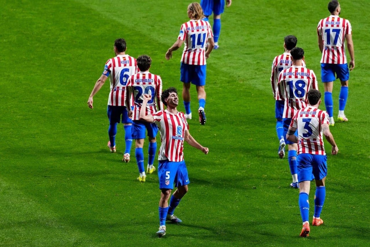 سورلوث يضيء مسرح "أتلتيكو مدريد".. "الروخيبلانكوس" يحجز مقعده في دور الـ 16 لدوري أبطال أوروبا