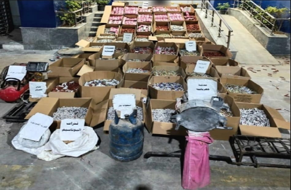 ضربة استباقية للعيد: الداخلية تحبط أكبر عملية تهريب ألعاب نارية بمليون ونصف قطعة