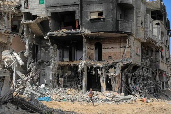 غزة: كارثة إنسانية وصحية تتفاقم وسط جمود المساعدات وتجربة أسلحة جديدة