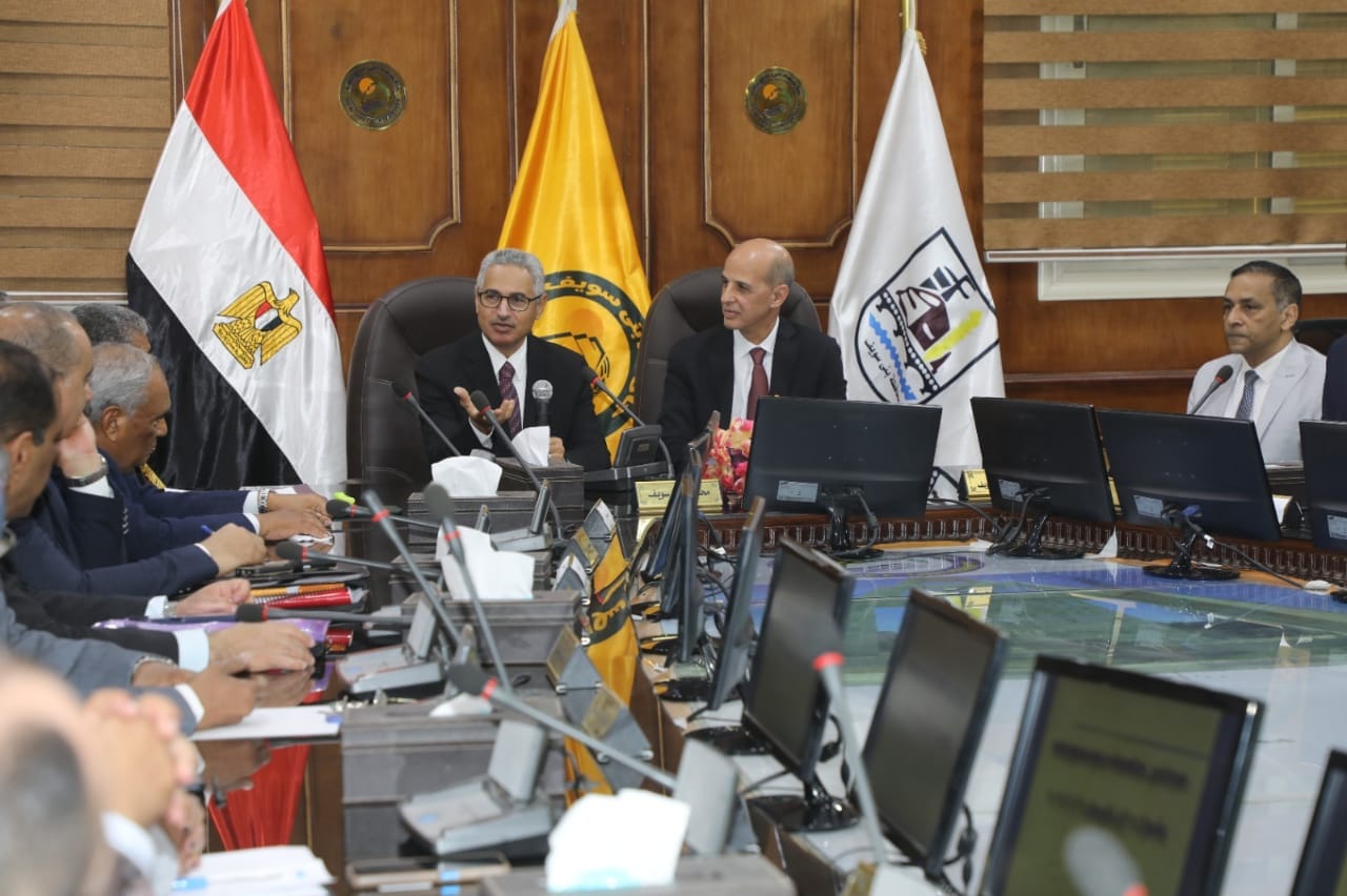 محافظ بني سويف يشدد على دور الجامعة كـ "بيت خبرة" لدعم خطط التنمية الشاملة