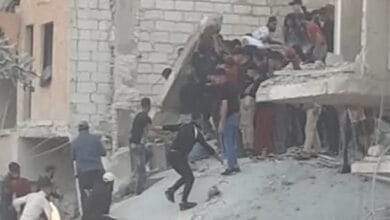 دماء في اللاذقية: اشتباكات عنيفة تودي بحياة 4 مدنيين وعناصر أمنية وسط فوضى أمنية