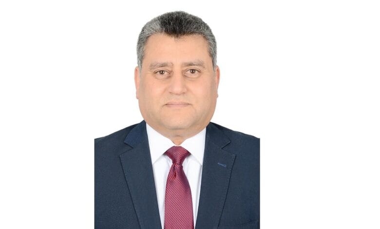 وزير الطيران المدني يصدر قرارًا بتكليف المهندس عمرو نجاتي للقيام بأعمال الوكيل الدائم للوزارة