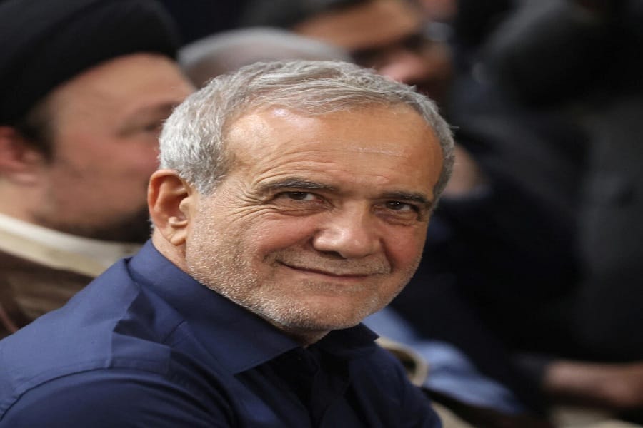 الرئيس الإيراني: نتطلع إلى نتائج إيجابية للمفاوضات النووية مع الولايات المتحدة