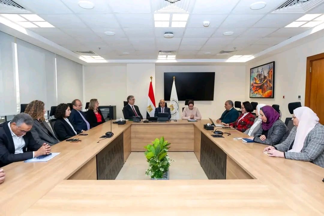 نائبة وزير الخارجية تشارك في مراسم التوقيع على اتفاقية لحماية الشواطئ| صور