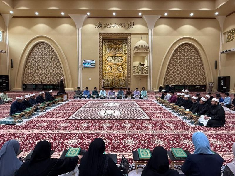 احتفالات اليوم العالمي للأزهر حول العالم تؤكد رسالته الوسطية |صور