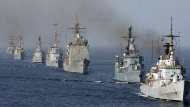 تحسبا لضربات محتملة على إيران.. إعلام أمريكى: تقليص طاقم الأسطول الخامس بالبحرين