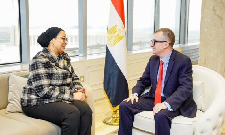 تعاون بين القومي للمرأة ووزارة التخطيط لإدماج قضايا المرأة في خطط التنمية