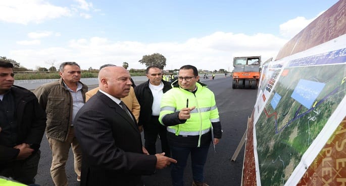 وزير النقل يتفقد مواقع العمل بمشروع الطريق الحر فى المسافة من بنها حتى المنصورة