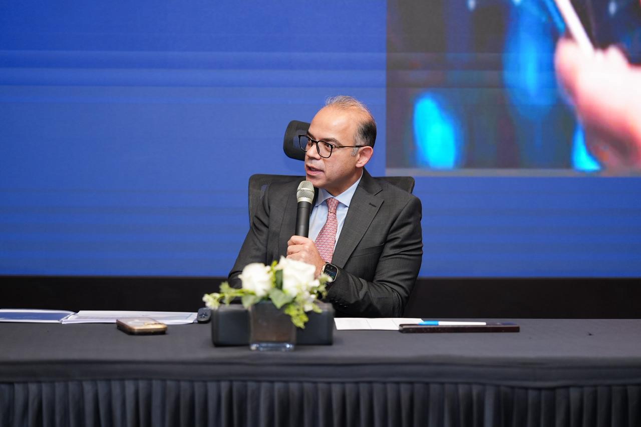 وزير الاستثمار يعقد اجتماعًا تنسيقيًا بين المطورين العقارين والمنصات الرقمية العقارية بمشاركة 5 جهات حكومية