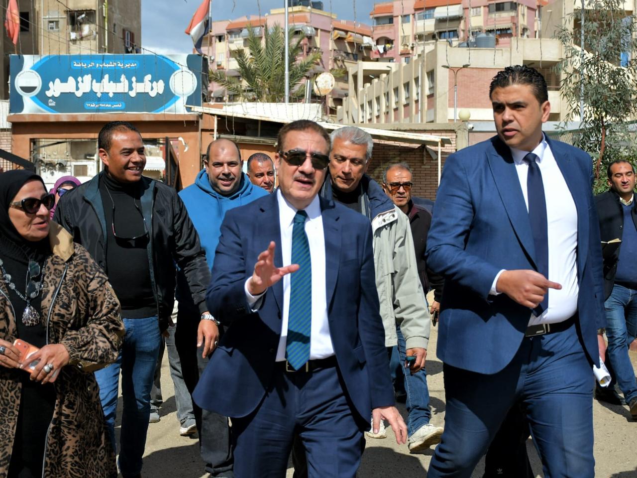 محافظ بورسعيد يوجه بمضاعفة معدلات تنفيذ مشروعات مركز التنمية الشبابية بالزهور| صور