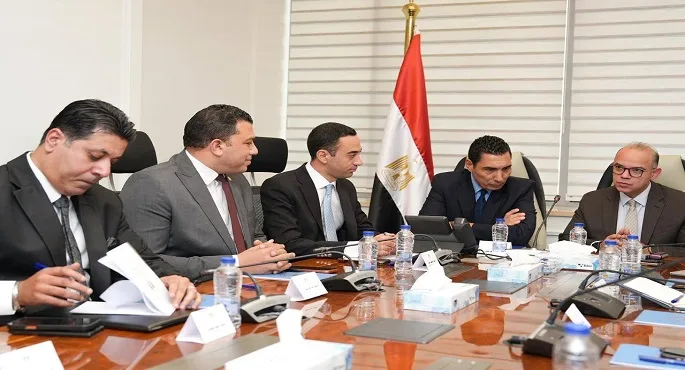لقاء يجمع وزير الاستثمار ووزير الشباب والرياضة لمناقشة تأسيس صندوق استثمار رياضي