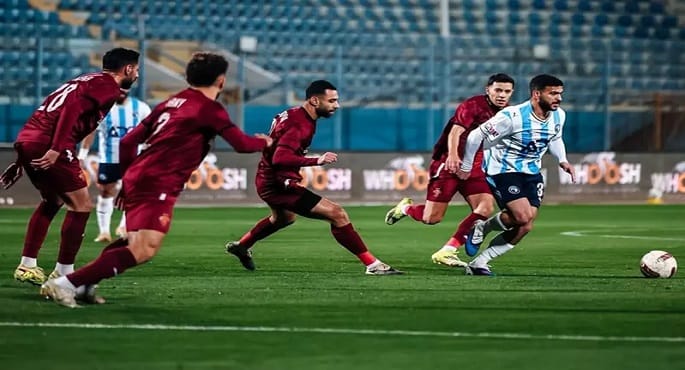 لاعبو بيراميدز يحتفلون بالهدف