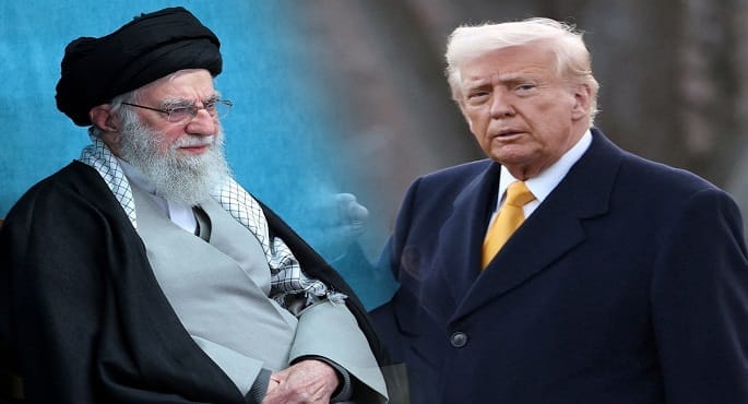 صورة رمزية تصور حاملة طائرات أمريكية في مياه الشرق الأوسط