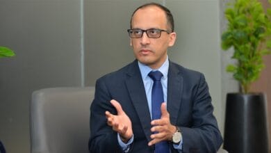 صورة تعبيرية لاجتماع رئيس مجلس الوزراء مع المحافظين الجدد