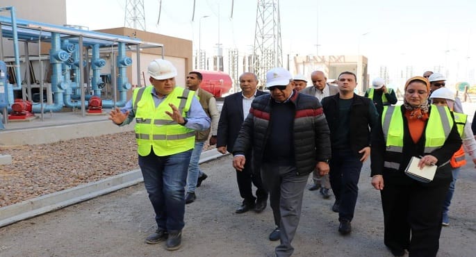 وزيرة الإسكان والمرافق والمجتمعات العمرانية خلال تفقدها لمشروع سكن مصر بمدينة الشروق.