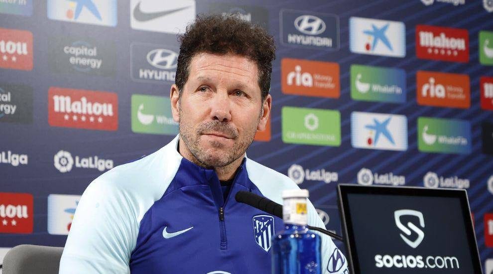 مدرب أتلتيكو مدريد دييجو سيميوني يؤكد على ضرورة الأداء بقوة وإصرار أمام برشلونة في كأس إسبانيا