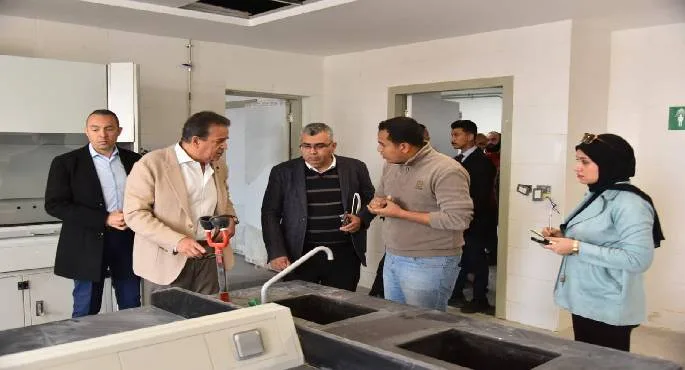 وزير الصحة يتابع جودة الخدمات الصحية بمدينة بدر في جولة ميدانية مفاجئة