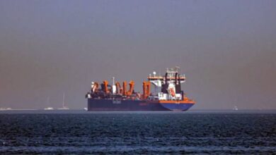 سلطنة عُمان: ناقلة نفط تتعرض لهجوم بزورق مسير قبالة مسقط ووفاة أحد أفراد الطاقم