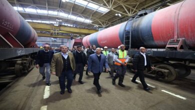 وزير النقل يتفقد ورش عربات البضائع بالقاهرة: تطوير مستمر لمنظومة السكك الحديدية