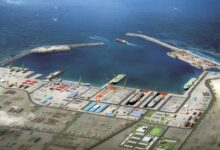 هجوم مسيرات يستهدف خزانات وقود في ميناء الدقم التجاري العماني