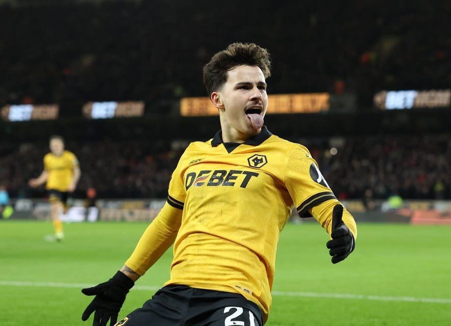 وولفرهامبتون ينتزع فوزًا قاتلًا على ليفربول في الدوري الإنجليزي الممتاز