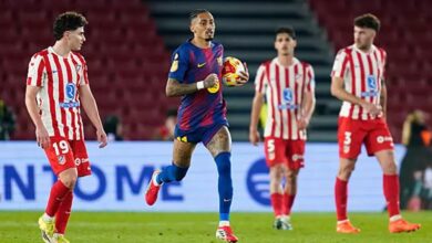 برشلونة يودع كأس ملك إسبانيا أمام أتلتيكو مدريد رغم الفوز بثلاثية