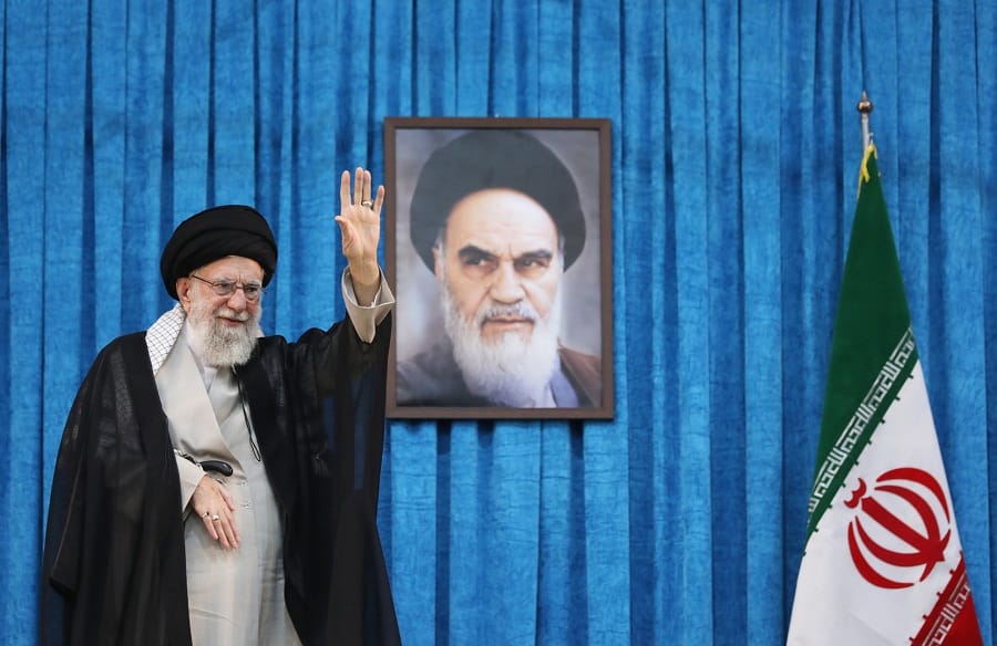 بدء مراسم دفن المرشد الأعلى الإيراني علي خامنئي اليوم.. واختيار المرشد الجديد بعد التشييع