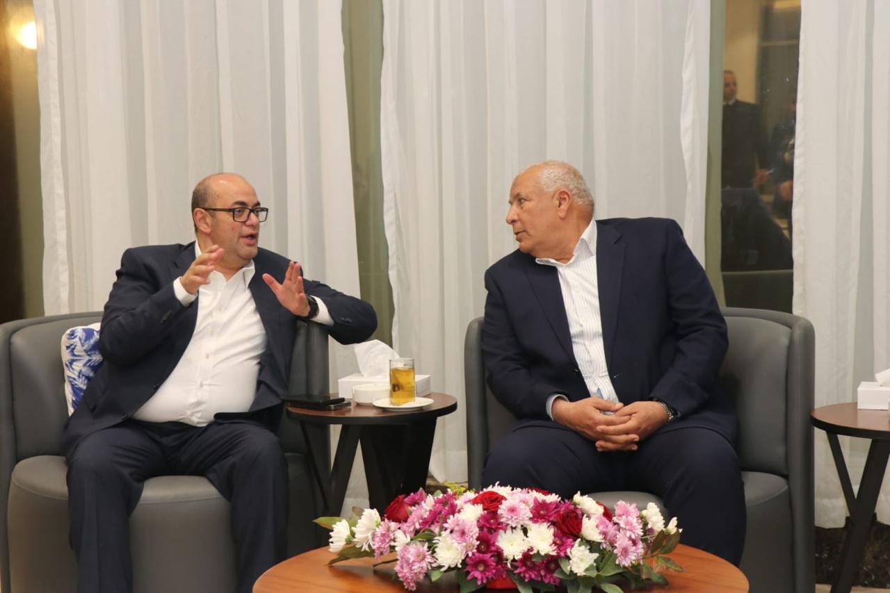 رئيس خالدة للبترول يستضيف محافظ مطروح لتعزيز التعاون ودعم جهود التنمية