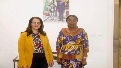 السفيرة المصرية لدى الجابون تبحث تعزيز التعاون الثنائي مع وزيرة الخارجية الجابونية