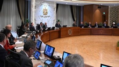 مجلس الوزراء المصري يقرر تخصيص أراضٍ استثمارية وتعديلات تشريعية ومنح تنموية