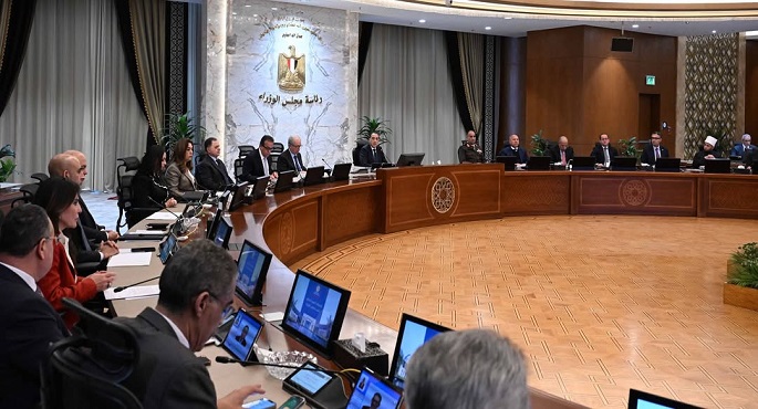 مجلس الوزراء المصري يقرر تخصيص أراضٍ استثمارية وتعديلات تشريعية ومنح تنموية