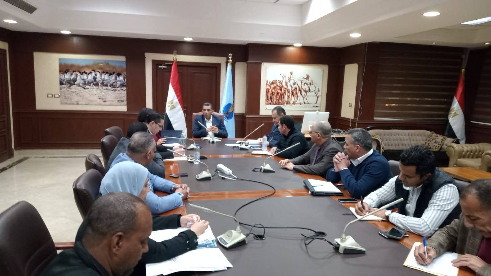 محافظ البحر الأحمر يوجه بتسريع البت في طلبات إحلال وتجديد الوحدات البحرية لدعم السياحة