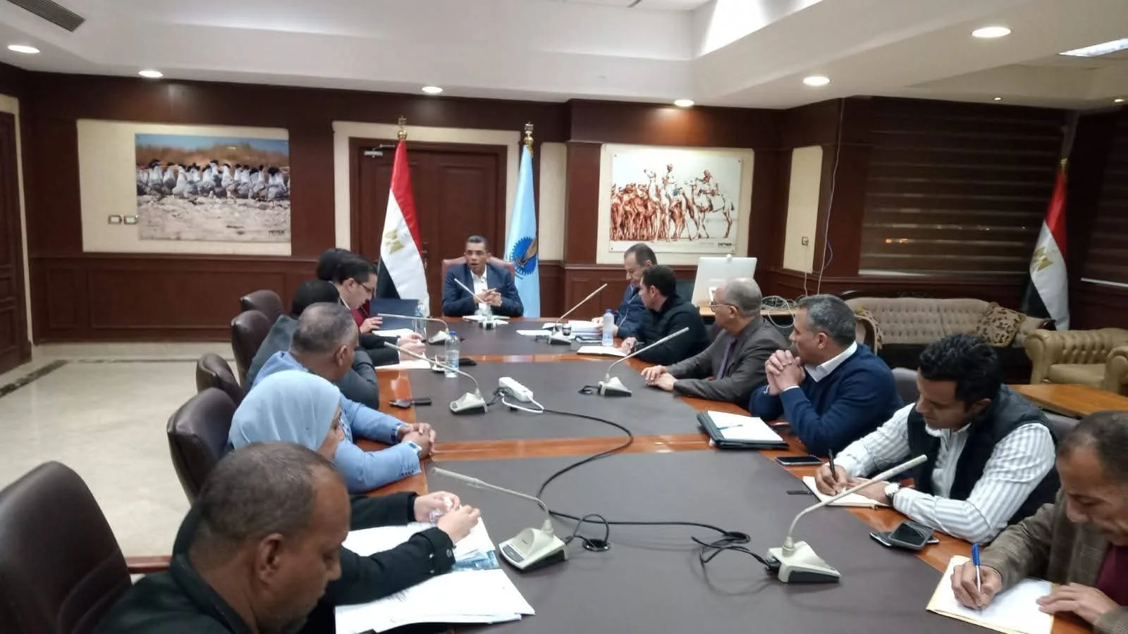محافظ البحر الأحمر يوجه بتسريع البت في طلبات إحلال وتجديد الوحدات البحرية لدعم السياحة