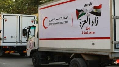 الهلال الأحمر المصري يرسل القافلة الـ 150 "زاد العزة" لدعم غزة بـ 2,865 طنًا من المساعدات