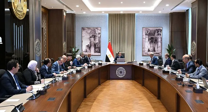 رئيس الوزراء يؤكد الأهمية الاستراتيجية لمطار العلمين الدولي لتنمية الساحل الشمالي