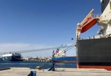 ميناء العقبة يؤكد استمرار حركة السفن وتفريغ مليون برميل نفط وسط أزمة مضيق هرمز