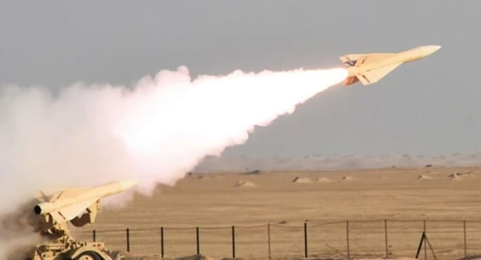 وزارة الدفاع البحرينية: اعتراض وتدمير 65 صاروخاً من إجمالي 75 تم إطلاقها على المملكة