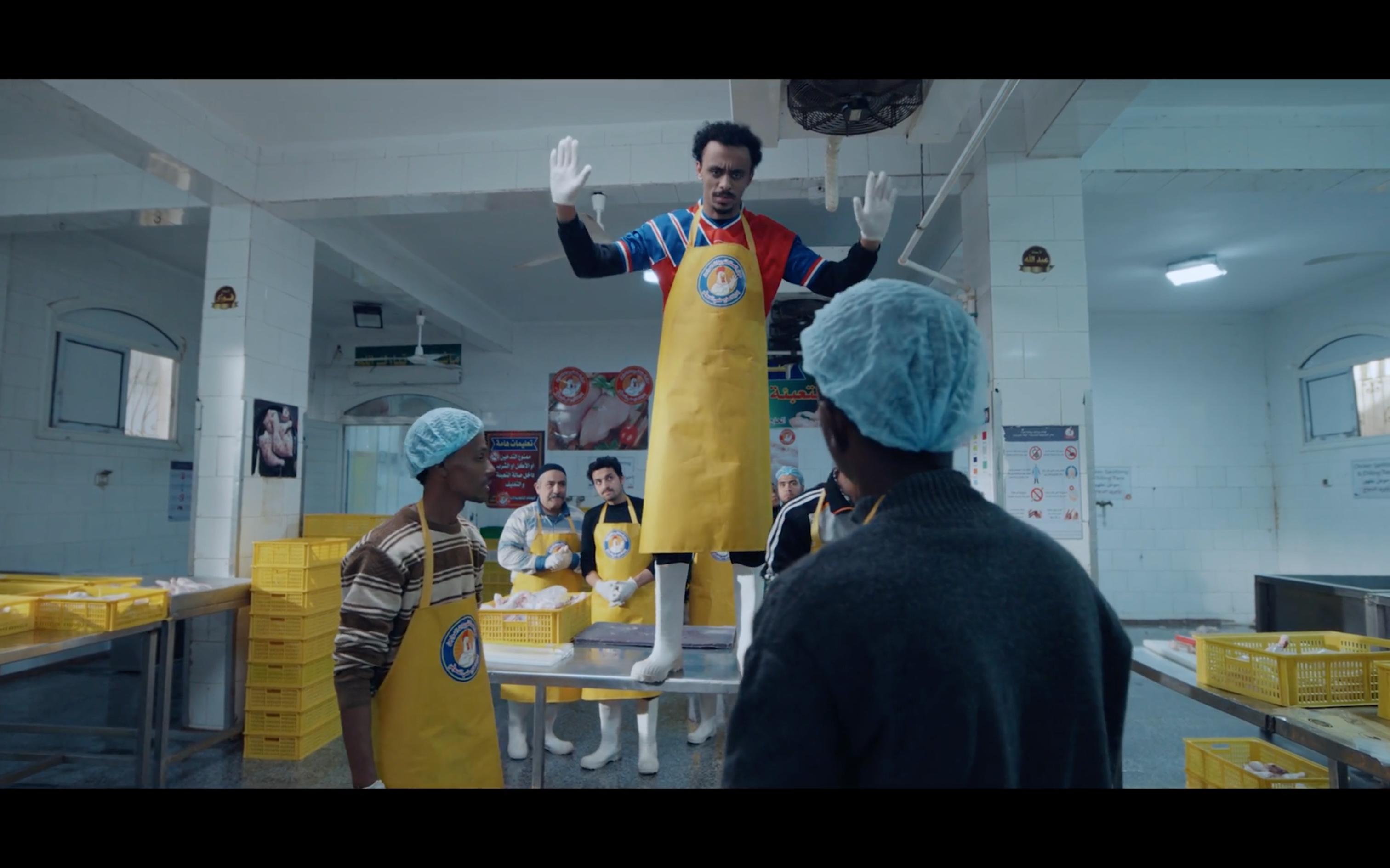 أحمد بحر "كزبرة" يفتتح مسلسل "بيبو" برقصة في المجزر...