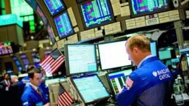 تراجع مؤشرات الأسهم الأمريكية مع ترقب تصريحات مسؤولي الاحتياطي الفيدرالي