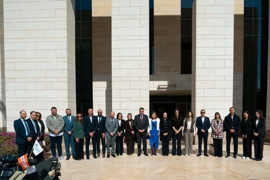 بنك قناة السويس يطلق مبادرة "سكة رزق" لتمكين أبناء دور الرعاية بالشراكة مع "صناع الخير" و"طلبات مصر"