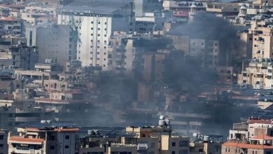 الكيان الصهيوني يدعي تنسيقاً إيرانياً-حزب الله في إطلاق الصواريخ وسط تصعيد مستمر