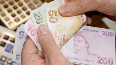 تركيا تنفق 12 مليار دولار من الاحتياطي لدعم الليرة وسط تقلبات عالمية