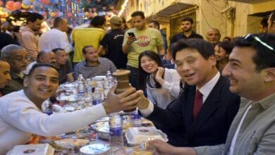 مائدة المطرية تتحول لظاهرة سياحية بامتياز بحضور دولي ووزاري