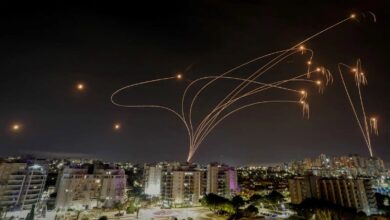 إيران تطلق رشقات صاروخية باتجاه حيفا وشمال تل أبيب