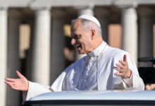 بابا الفاتيكان يدعو لوقف الحرب على إيران وتعزيز الحوار