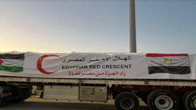 الهلال الأحمر المصري يطلق قافلة مساعدات إنسانية جديدة لغزة