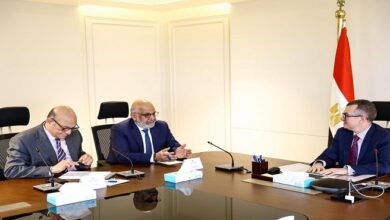 وزير التخطيط يبحث مع البنك الدولي تعميق الشراكة ودعم التنمية المحلية